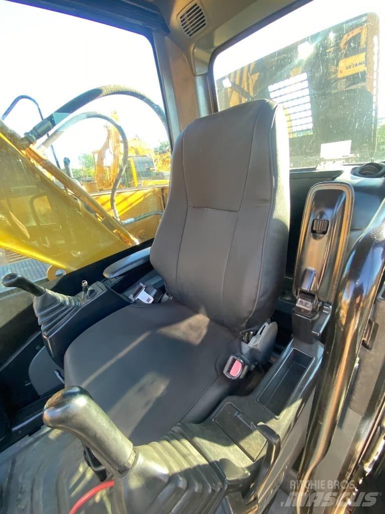 CAT 320 C L Bandgrävare