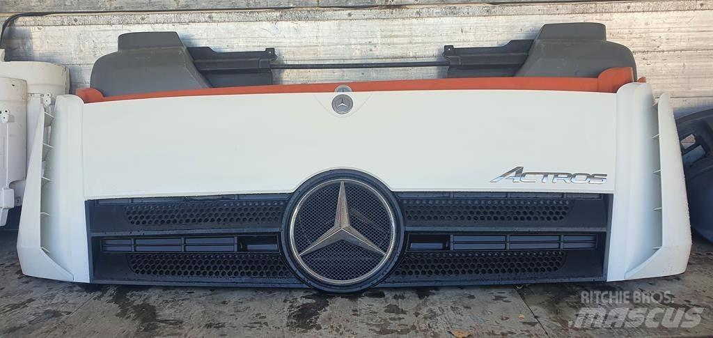 Mercedes-Benz Actros Hytter och interiör