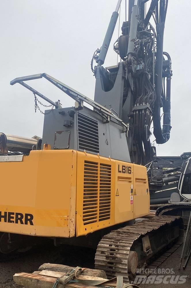 Liebherr LB 16 Pålningsriggar