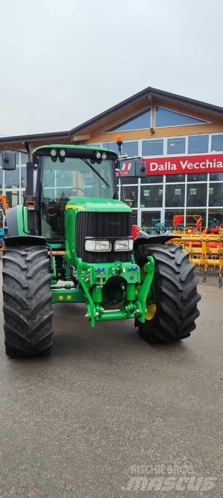 John Deere 6820 Traktorer