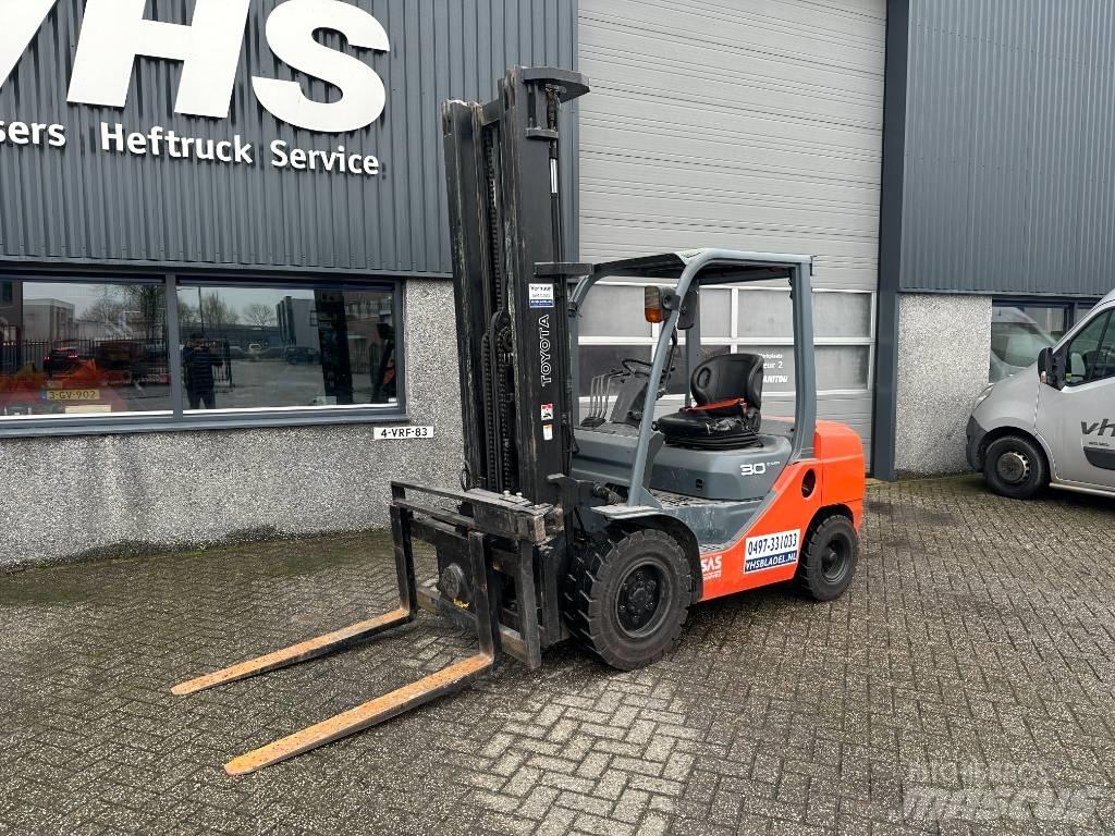 Toyota 62-8 FD 30 Dieselmotviktstruckar