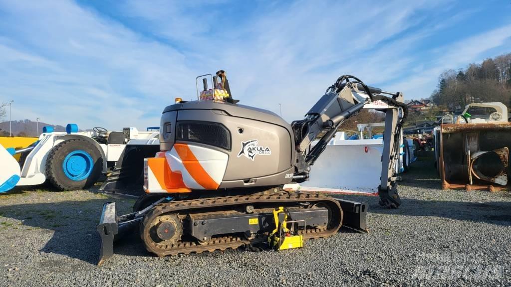 Akula DR300 Rivningsgrävare