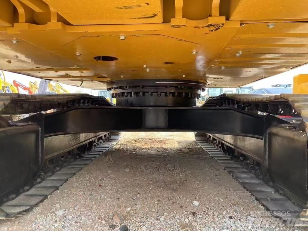 CAT 320D2 Bandgrävare