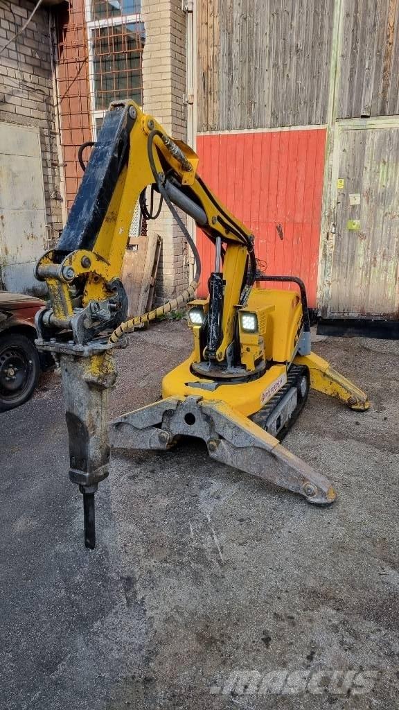 Brokk 90 Rivningsgrävare
