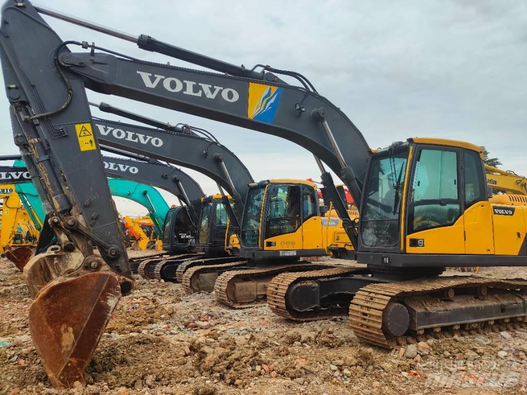 Volvo EC220D Bandgrävare