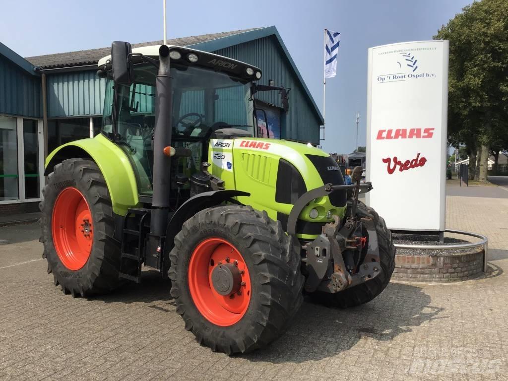 CLAAS Arion 520 CIS Traktorer