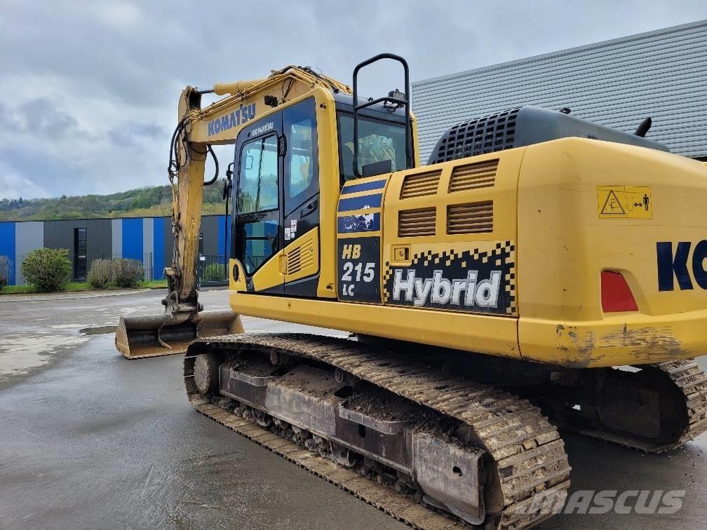 Komatsu HB 215 LC-2 Bandgrävare