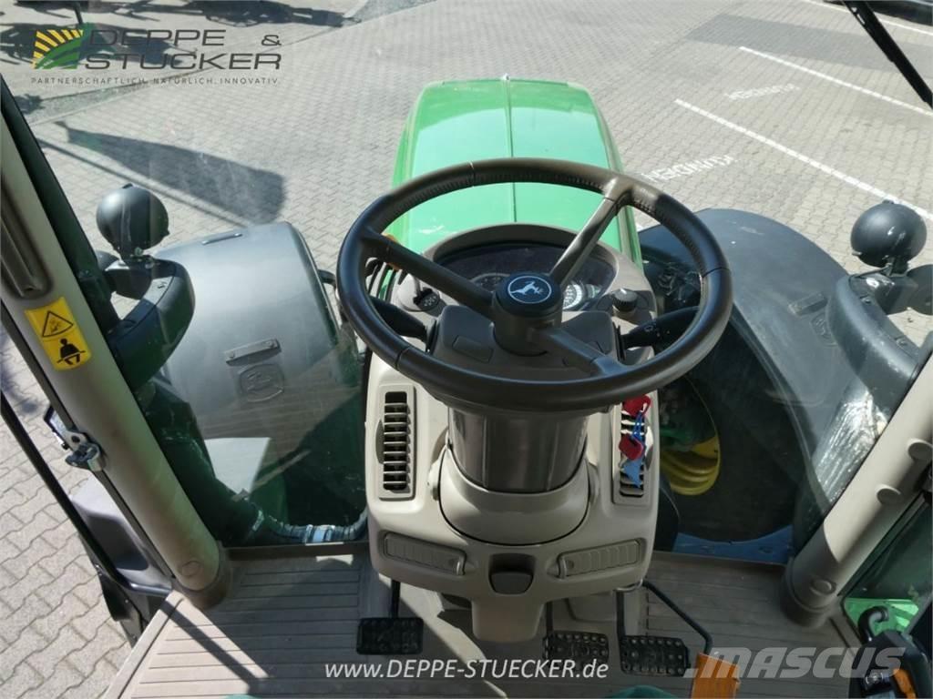 John Deere 6250R Traktorer