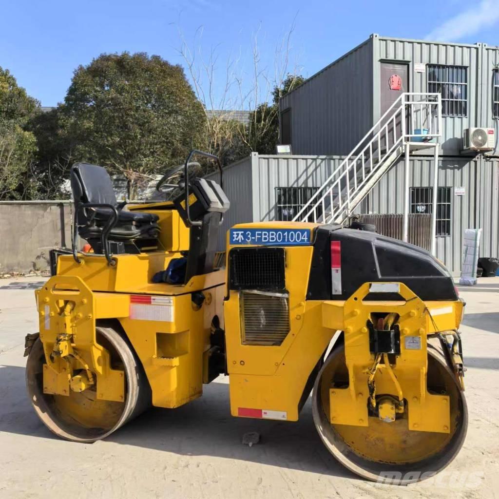 Dynapac CC 142 Tvåvalsvältar