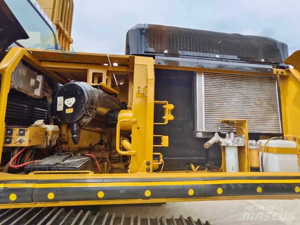 CAT 336 D Bandgrävare