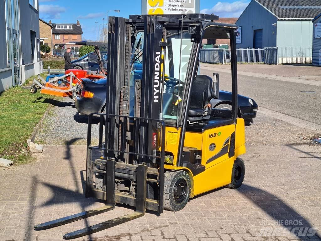 Hyundai 16 B-9 Elmotviktstruckar