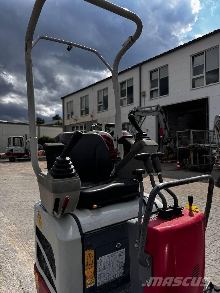 Takeuchi TB 210 R Minigrävare < 7t