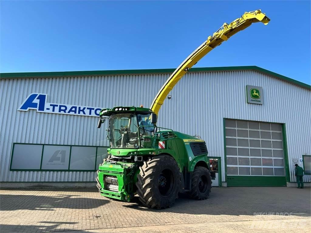 John Deere 9700i Fälthackar