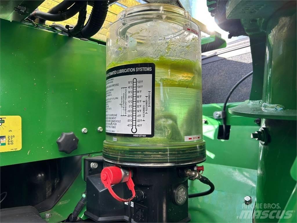 John Deere 9700i Fälthackar
