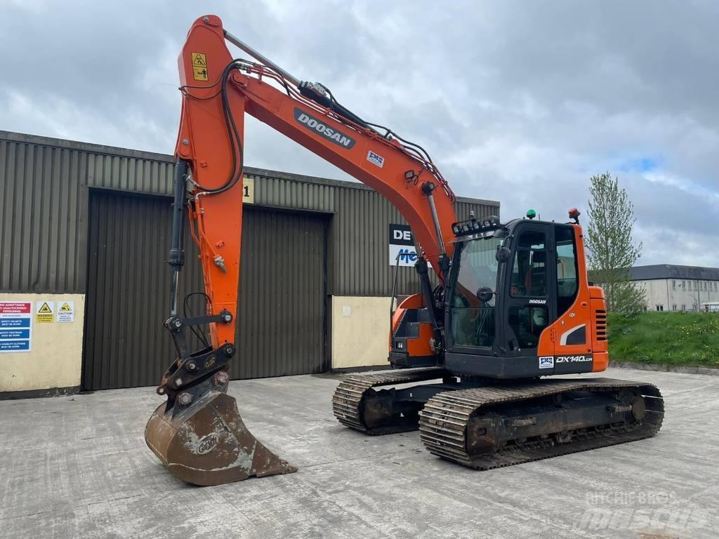 Doosan DX 140 LCR Bandgrävare