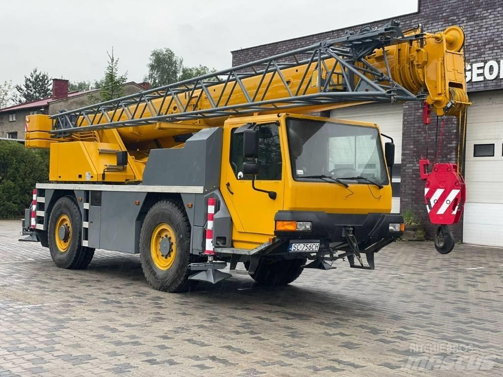 Liebherr LTM 1030/2 Allterrängkranar