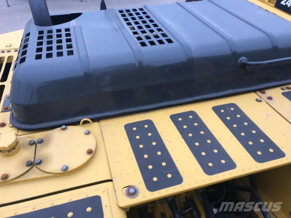 Komatsu PC 220-8 Bandgrävare