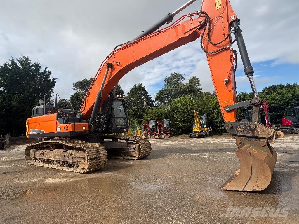 Doosan DX380LC-5 Bandgrävare