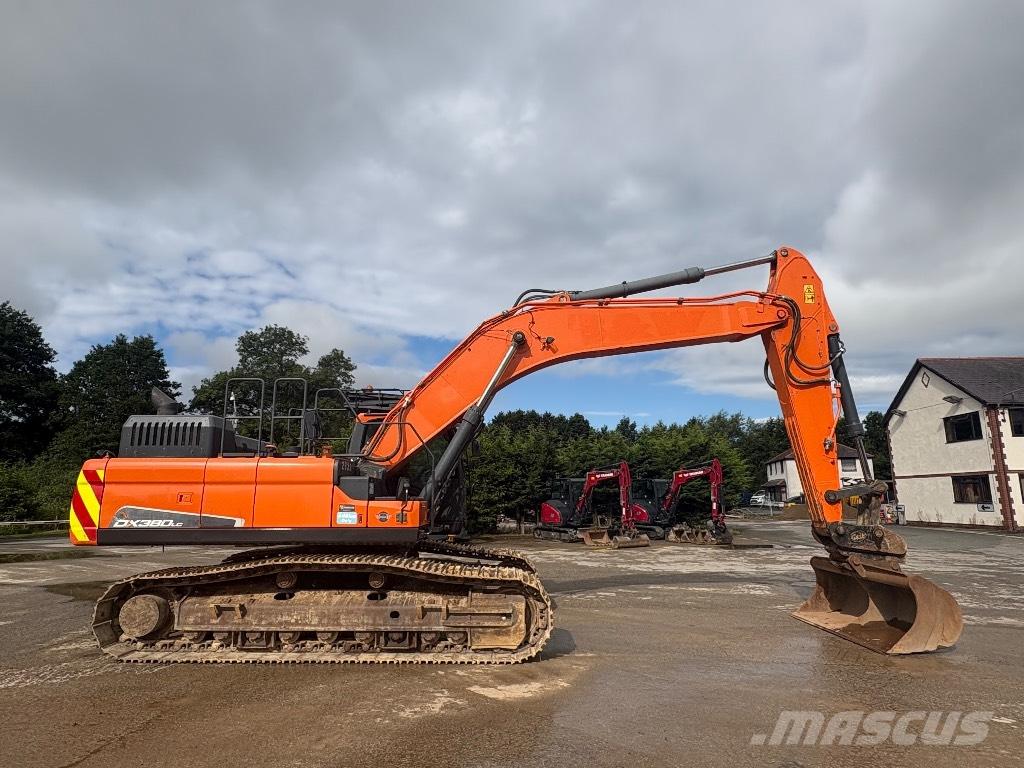 Doosan DX380LC-5 Bandgrävare