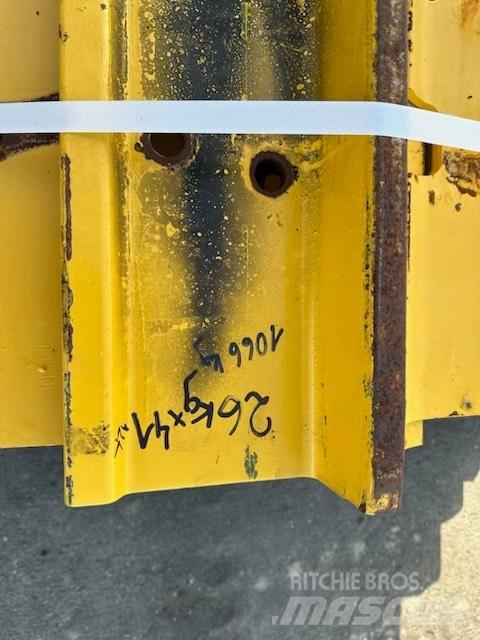 Komatsu d 85 plate Band, kedjor och underreden