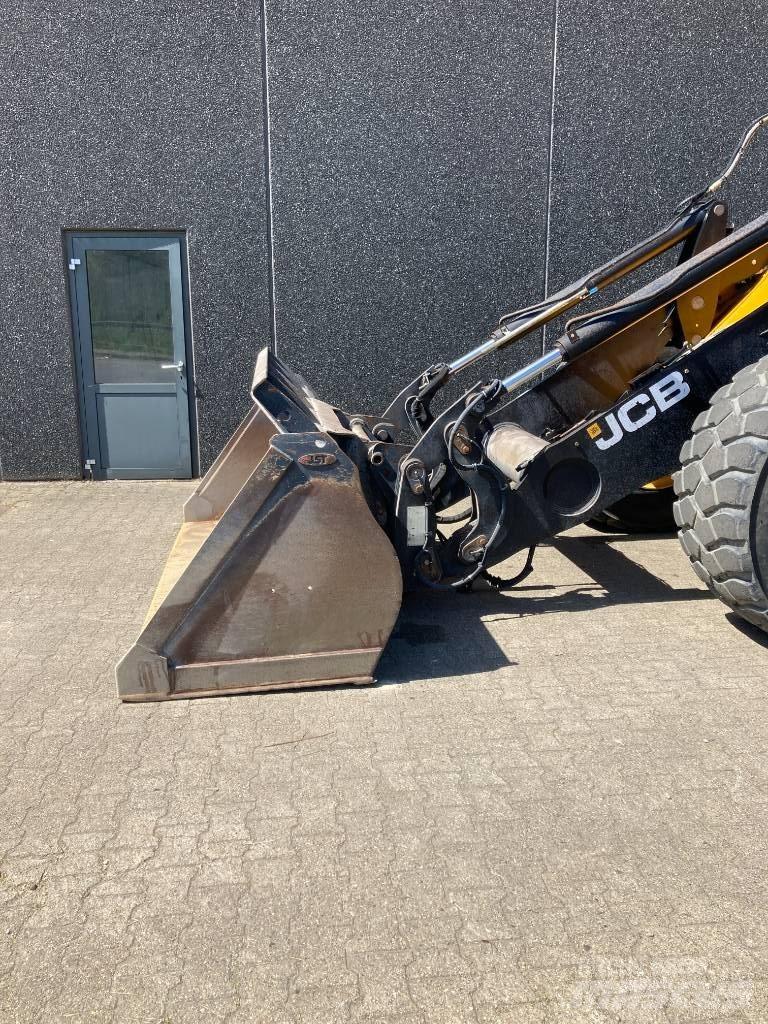 JCB 437 HT HL Hjullastare