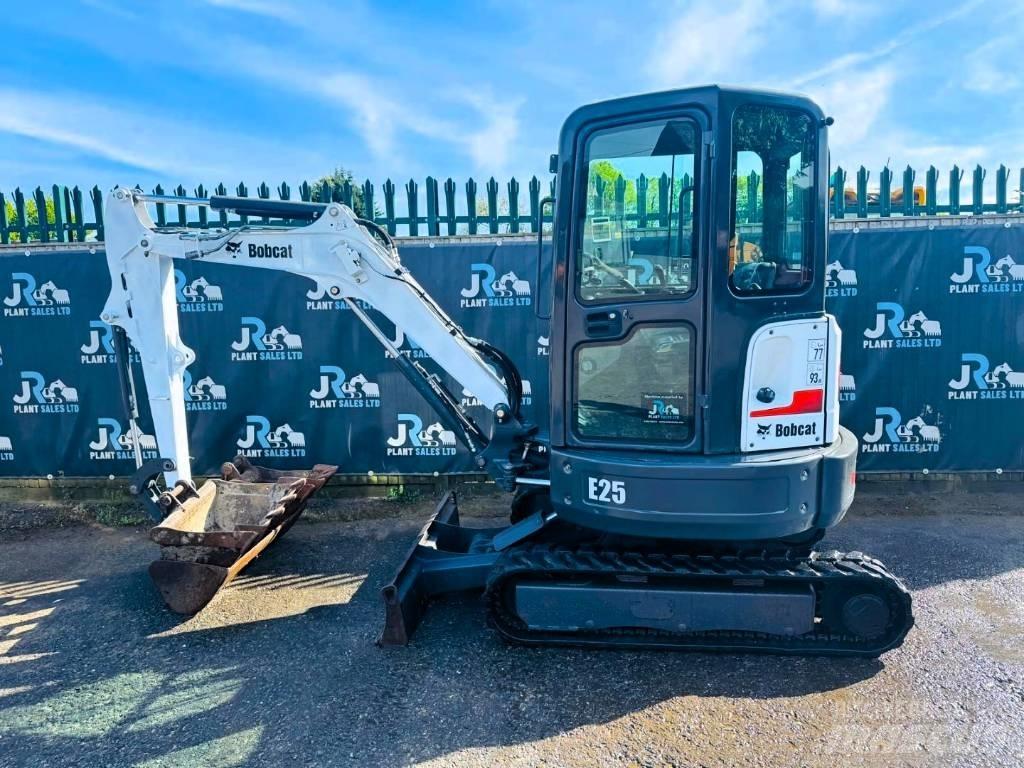 Bobcat E 25 Minigrävare < 7t