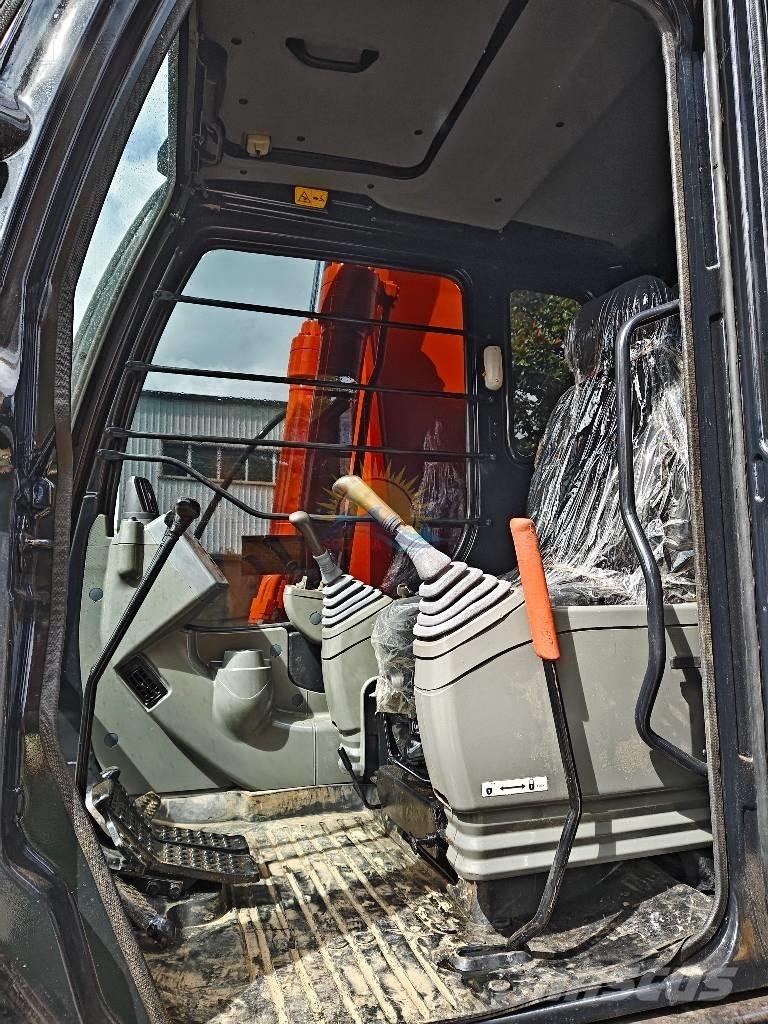 Hitachi ZX 130 Bandgrävare
