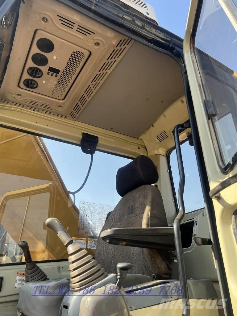 CAT 320 B L Bandgrävare