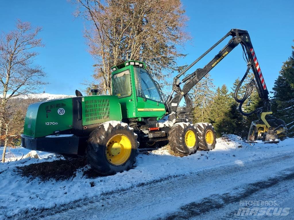 John Deere 1270 D Skördare