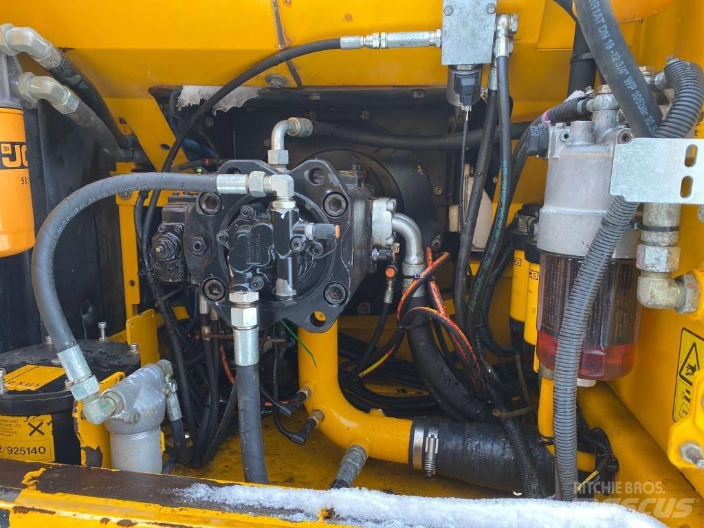JCB JS 290 LC Bandgrävare