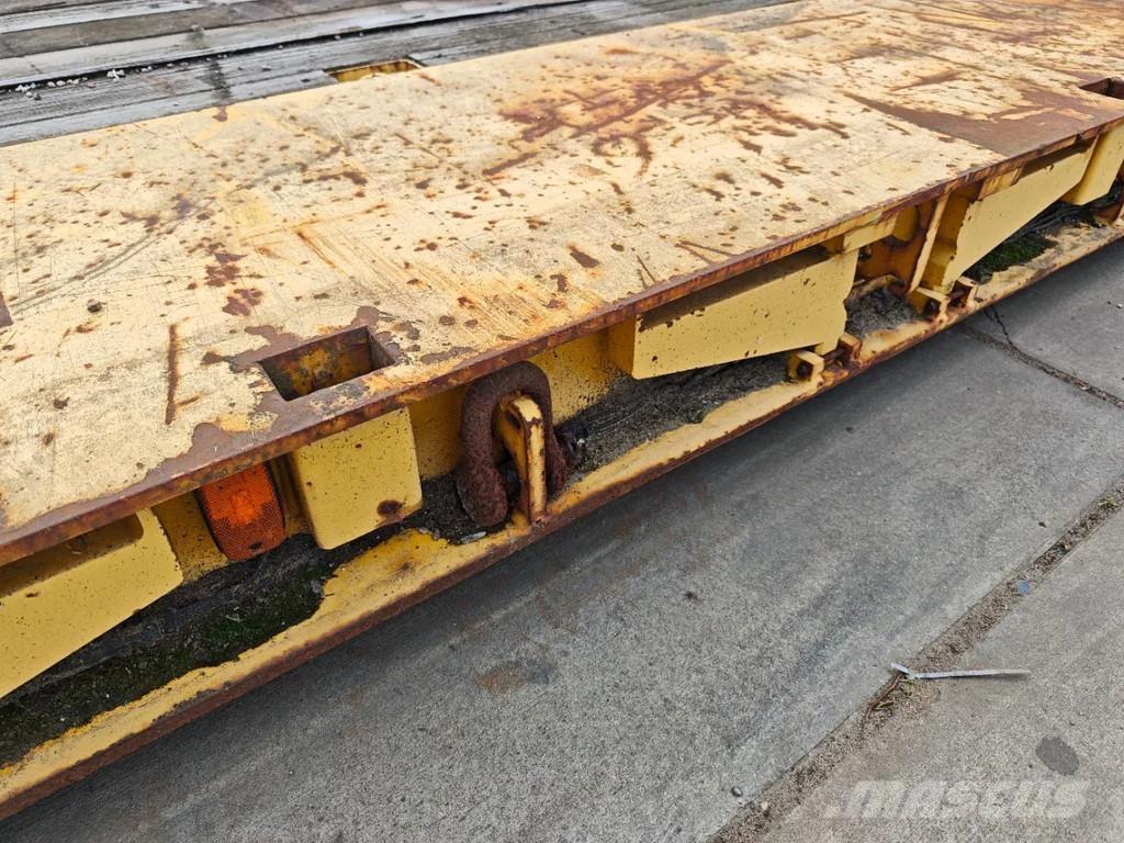 Nooteboom Lowbed Låg lastande semi trailer