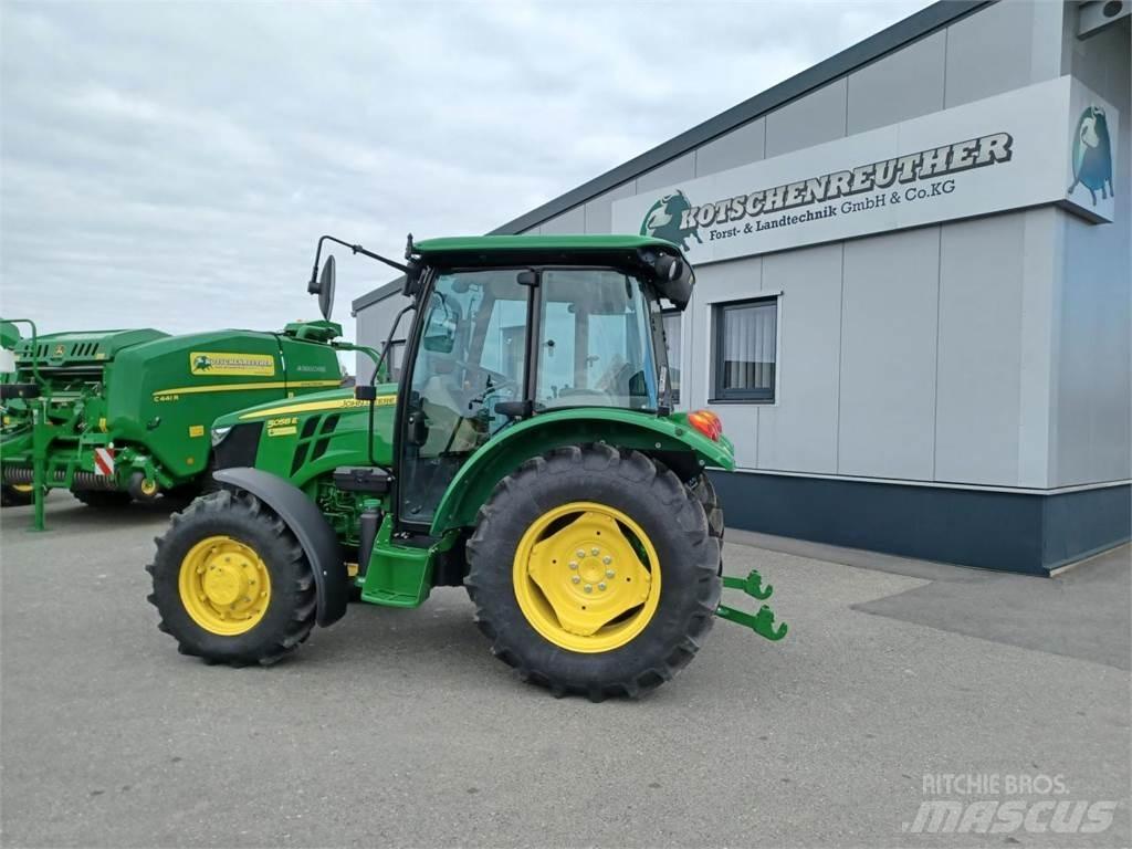 John Deere 5058E Traktorer