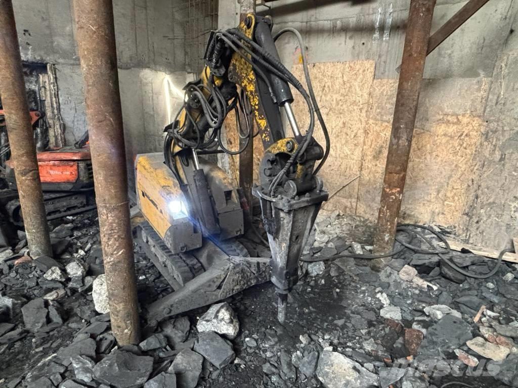 Brokk 180 Rivningsgrävare