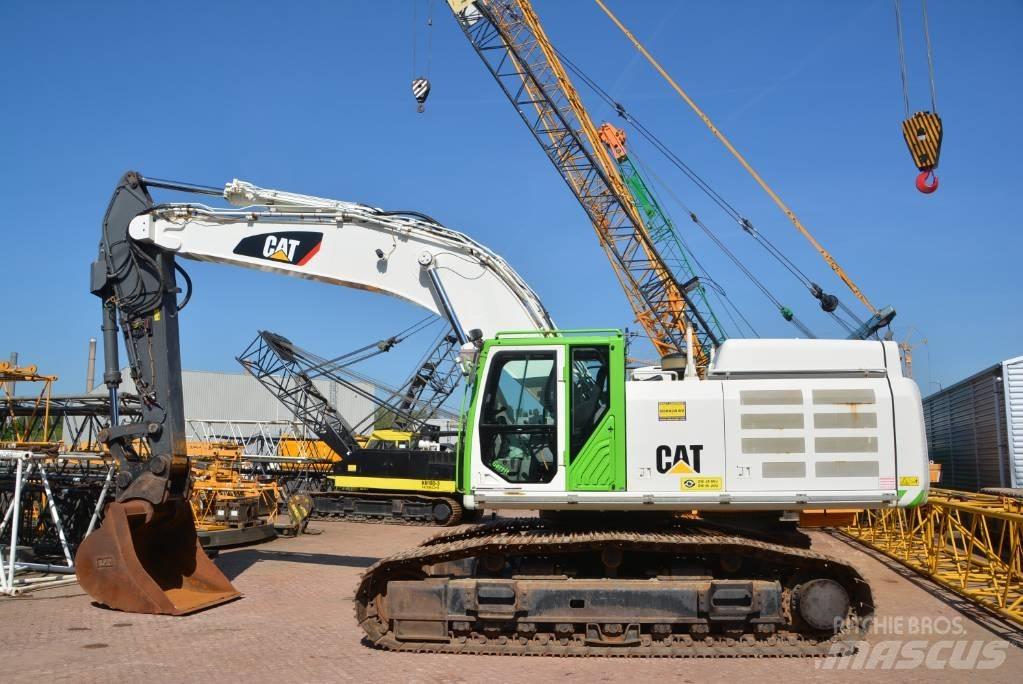 CAT 352 F L Bandgrävare