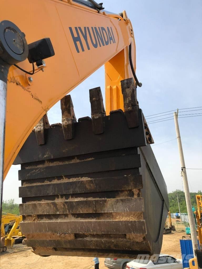 Hyundai 275VS Bandgrävare