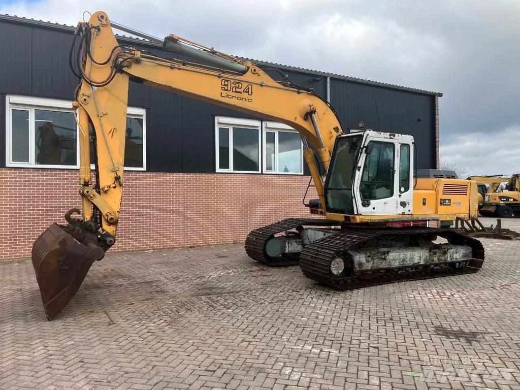 Liebherr 924 Bandgrävare