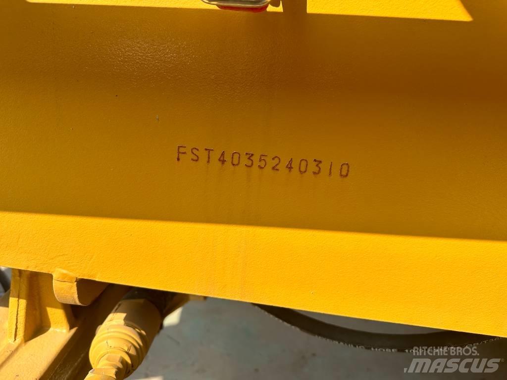 CAT 420 F ST Grävlastare