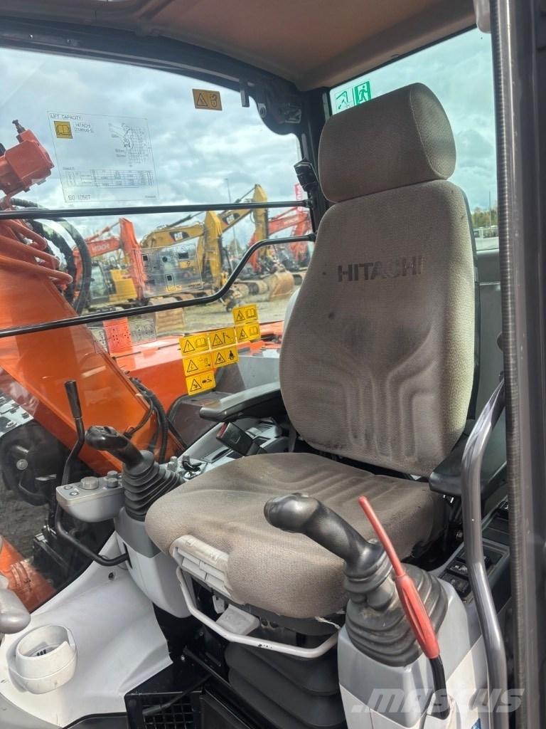 Hitachi ZX 85 US-5A Midigrävmaskiner 7t - 12t