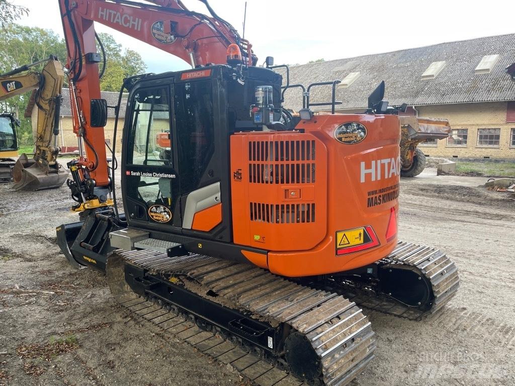 Hitachi ZX 135 US-7 Bandgrävare