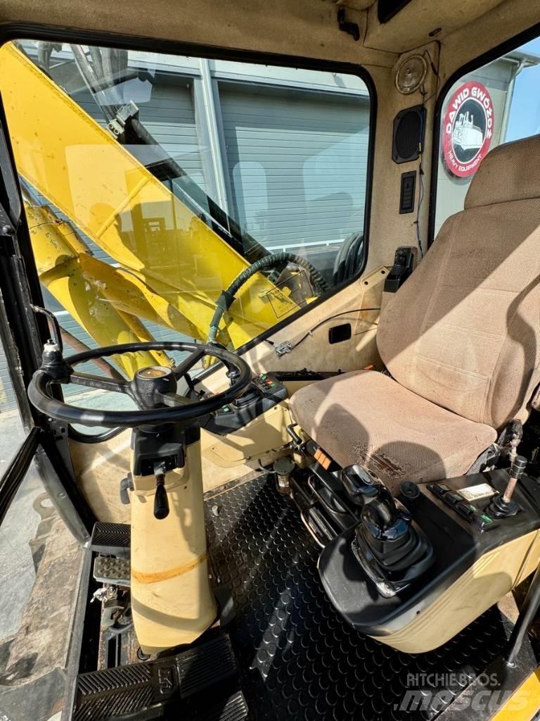 CAT M 312 Hjulgrävare