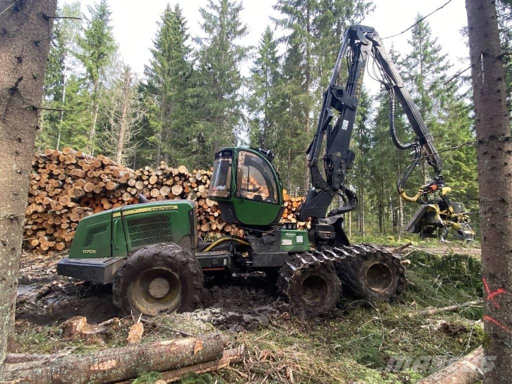 John Deere 1170 E Skördare