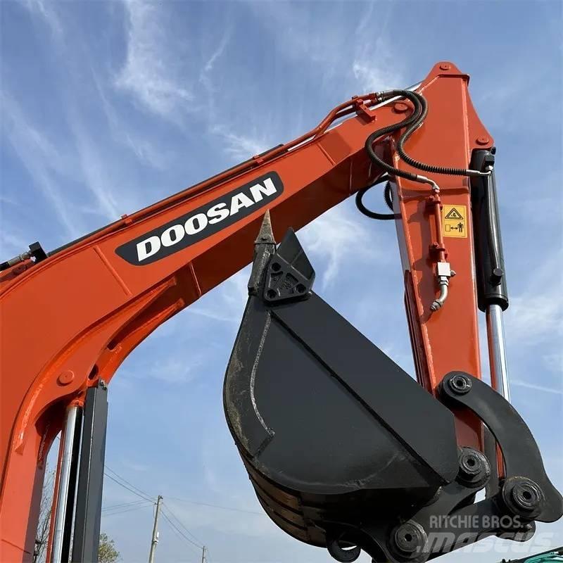 Doosan DX 60 Bandgrävare