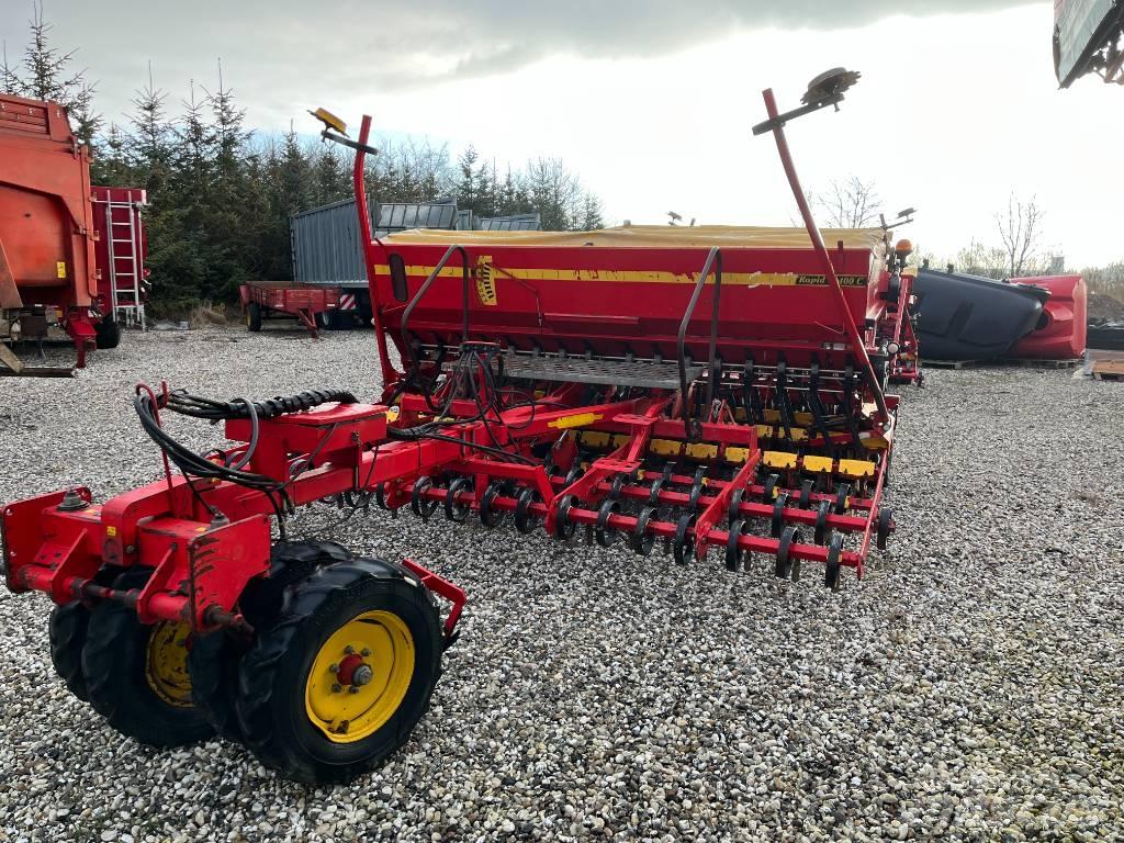 Väderstad Rapid400C Kombisåmaskiner
