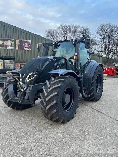 Valtra T 235 D Traktorer
