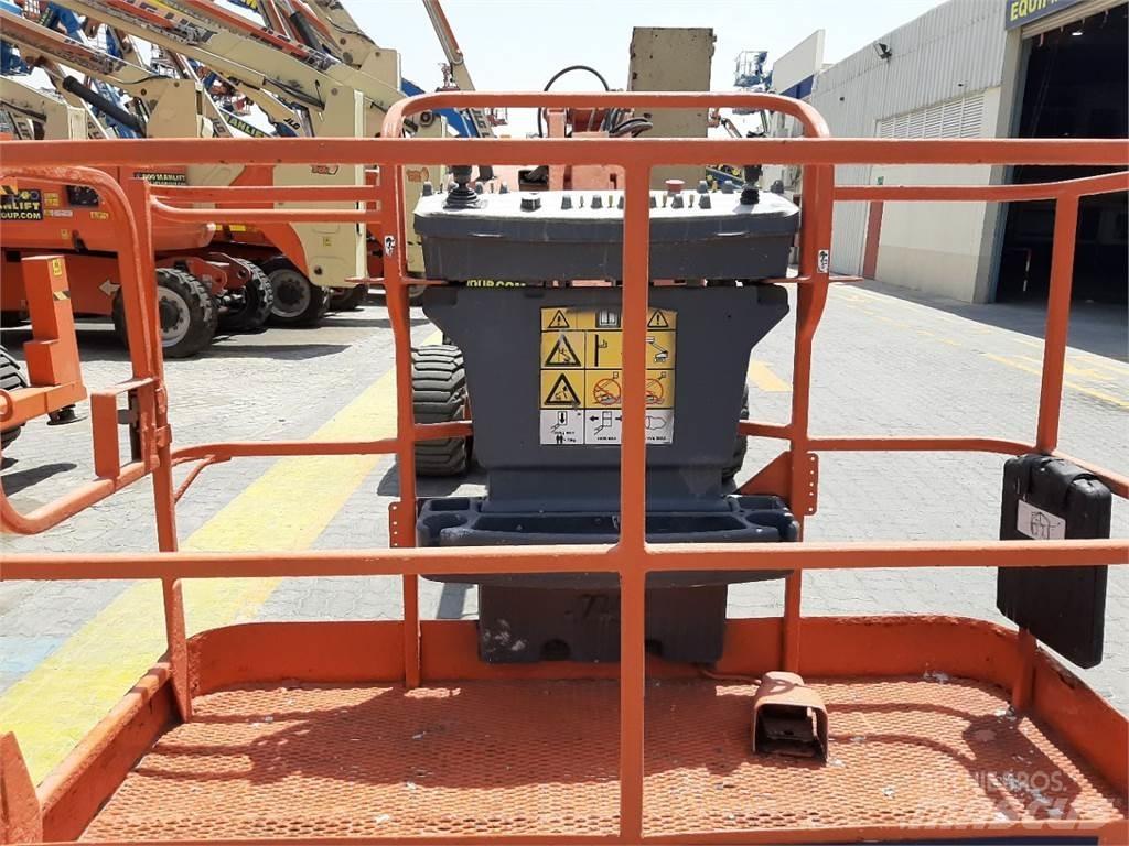 JLG 450AJ Bomliftar