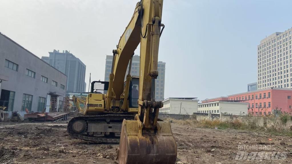 CAT 330 B L Bandgrävare