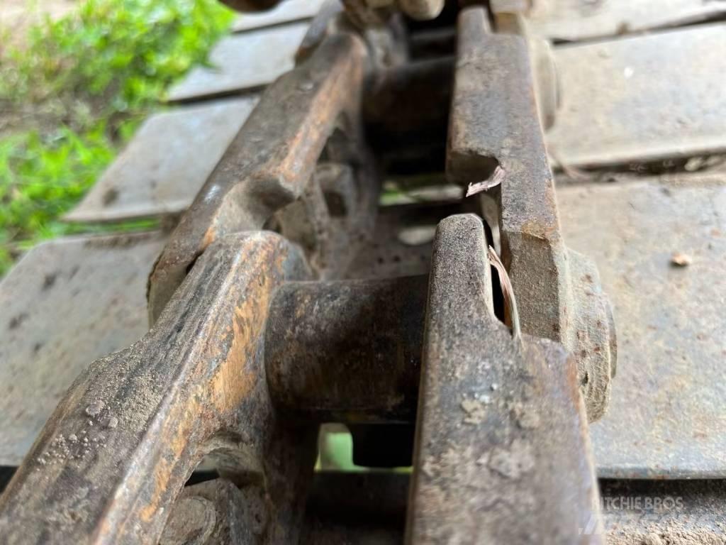 Komatsu PC70-8加长臂 Bandgrävare