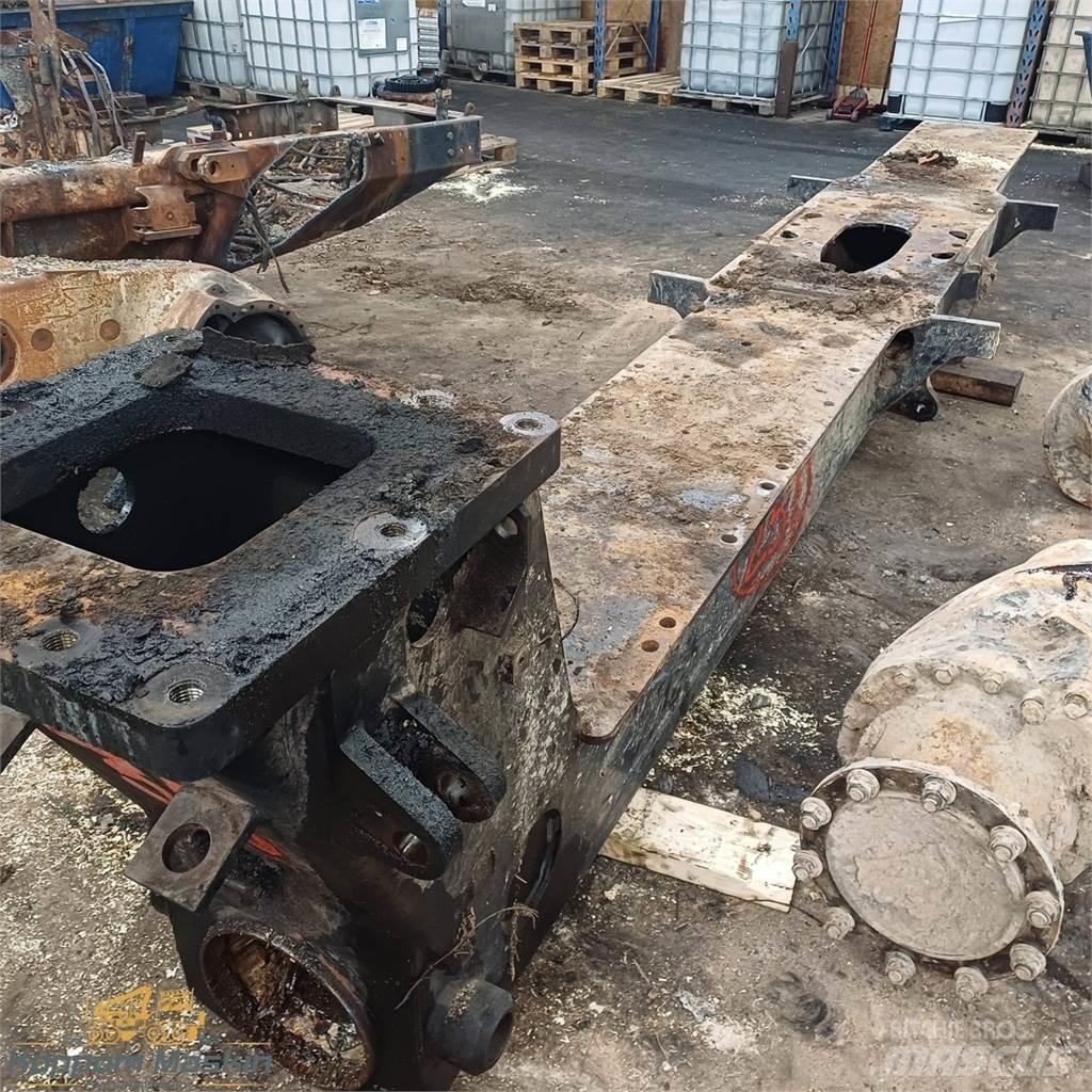 Komatsu 840tx Redskap till skogsmaskiner