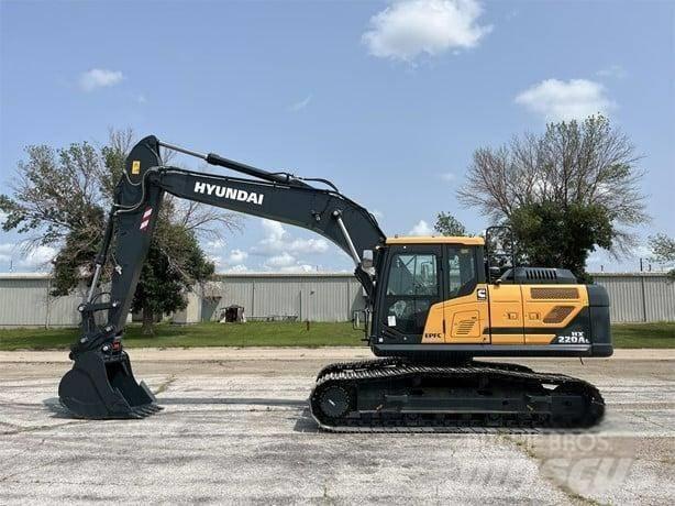 Hyundai HX 220 Bandgrävare