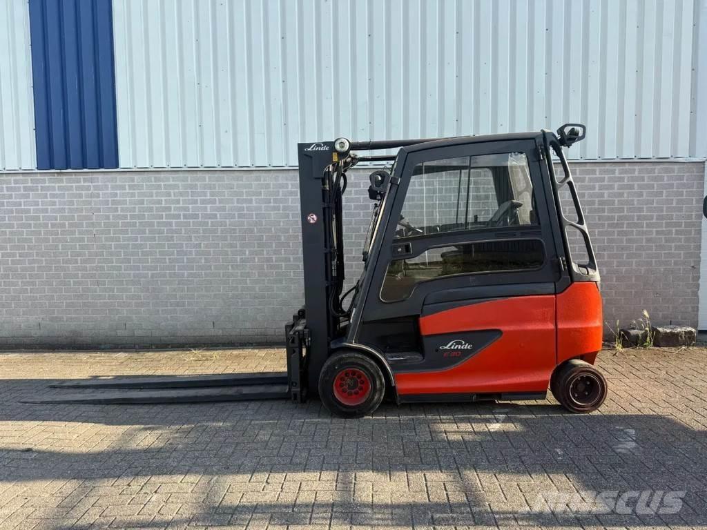 Linde E30HL-01/600 Elmotviktstruckar